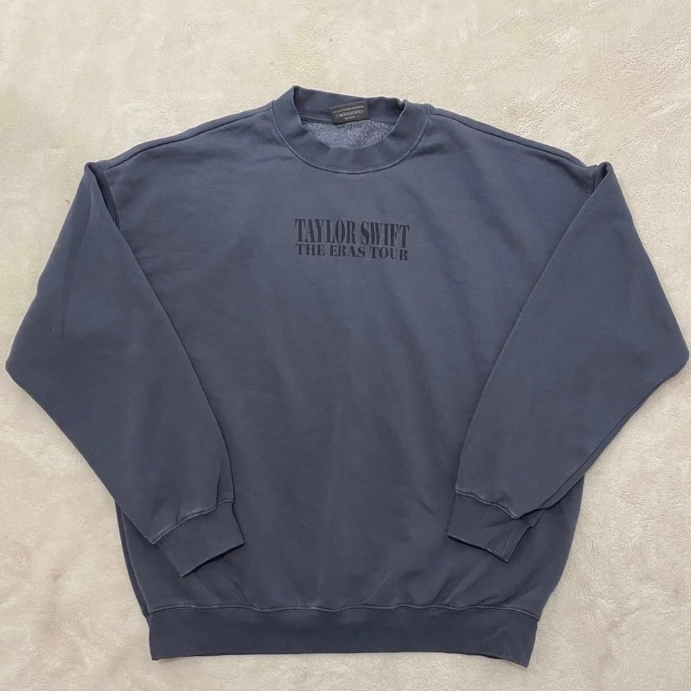 TAYLOR SWIFT ERAS TOUR BLUE CREWNECK XL OFFICIAL